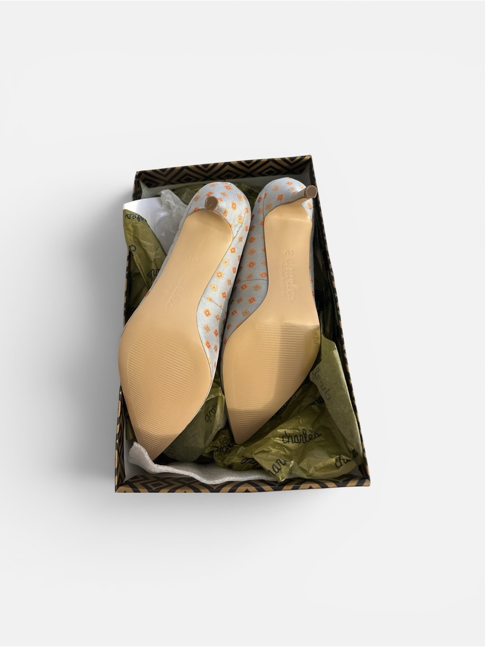 Charles by Charles David Women's Addie Diamond Printed Fabric Pumps - Picture 5 of 7